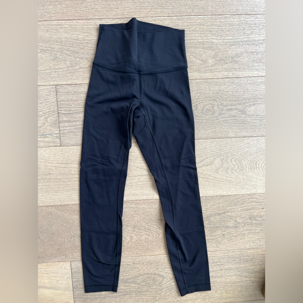 Basic Lululemon black leggings